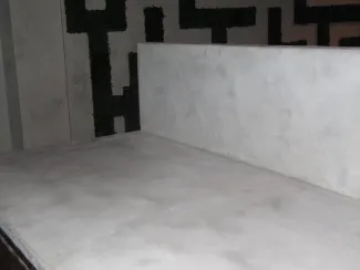 Бетонный стол